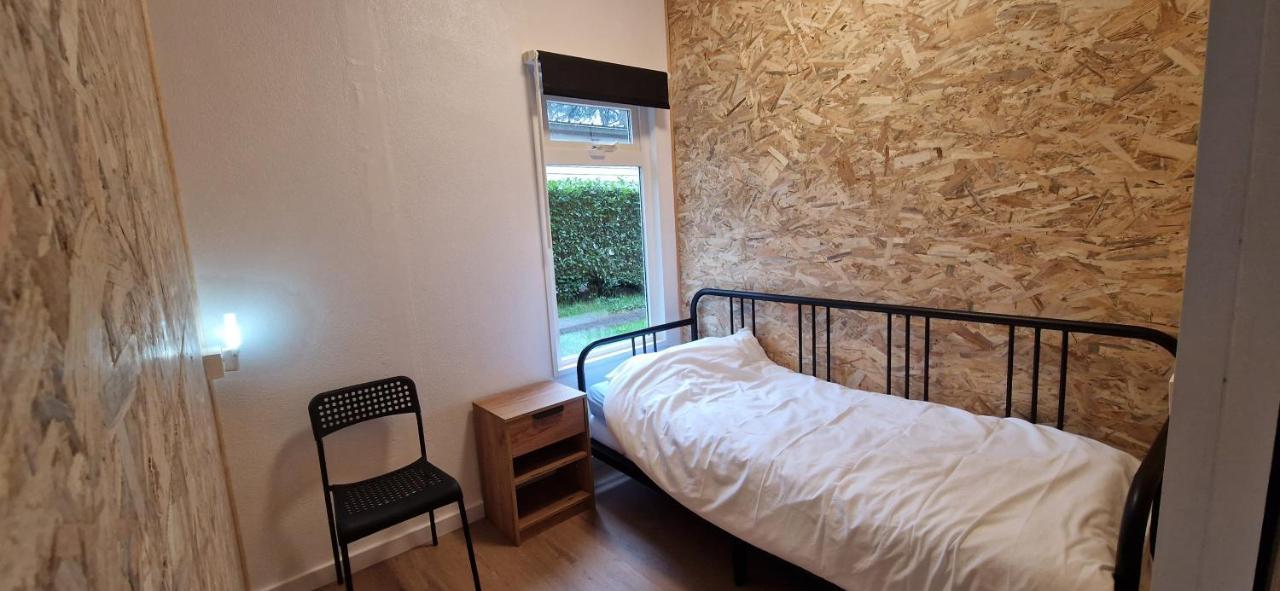 " Casitacuriosa " Chalet Op Camping Met Buitenzwembad Balen Kültér fotó